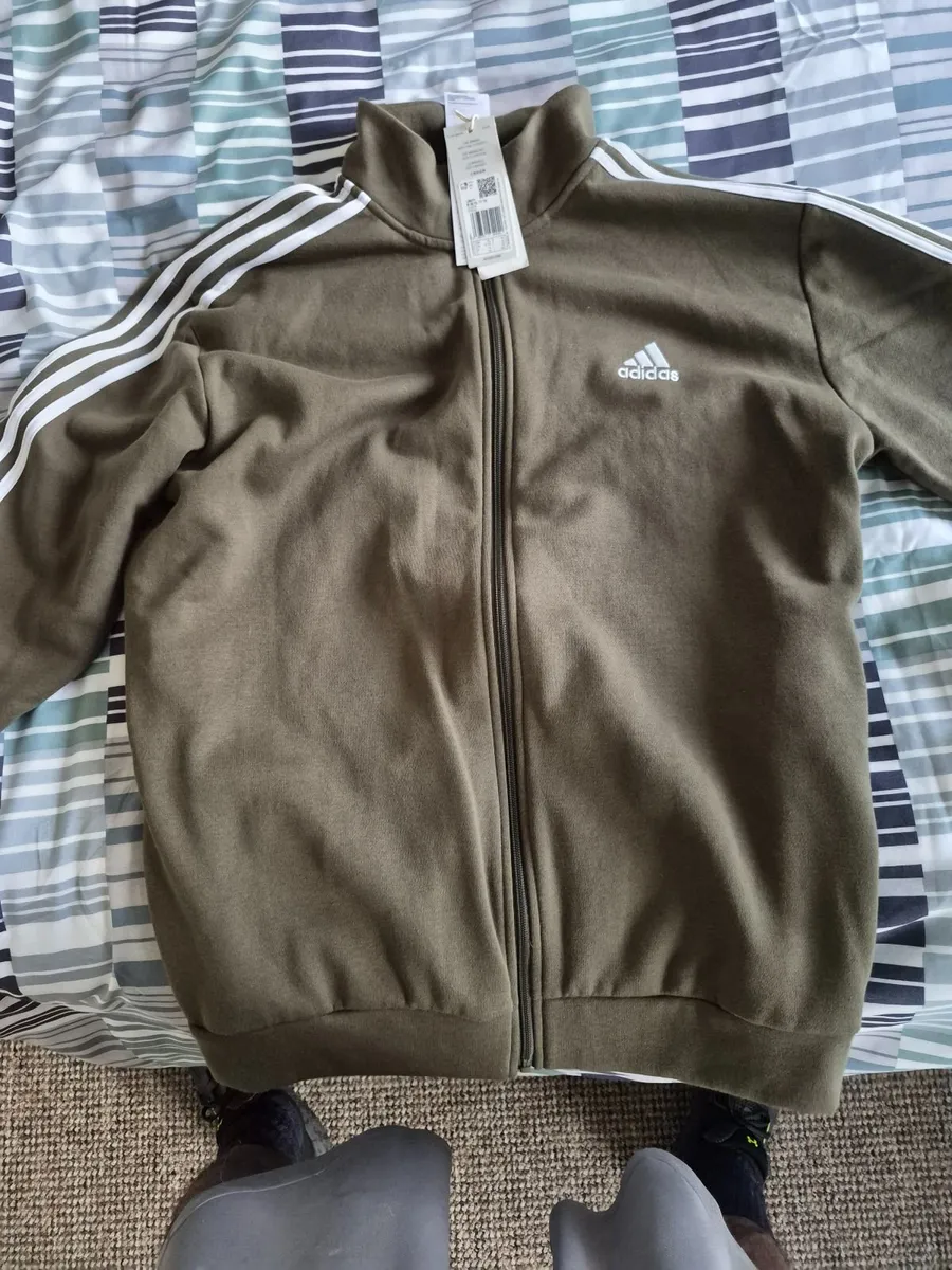 Adidas tracksuit - Image 2