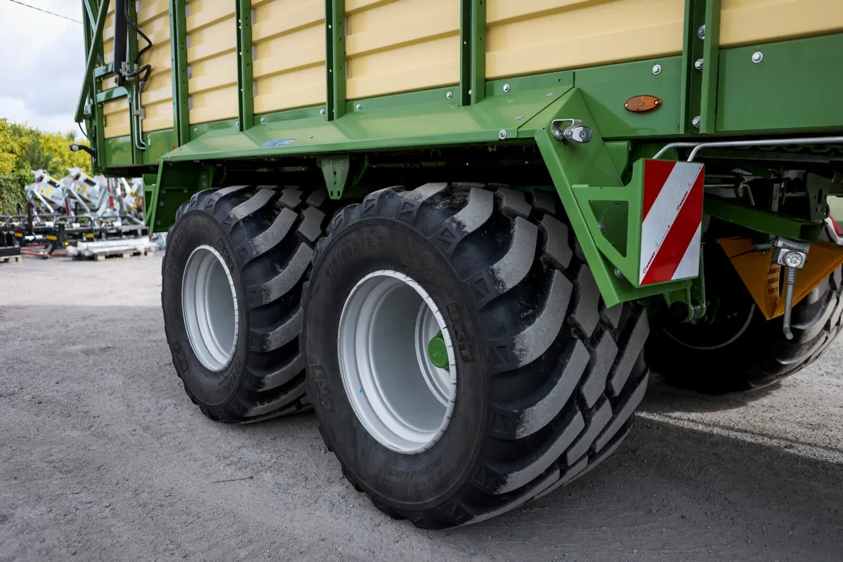 2023 Krone AX310 Silage Wagon - Image 4