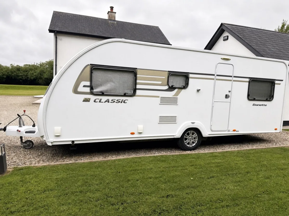 2015 Swift Danette Classic 6 Berth. Immaculate - Image 2