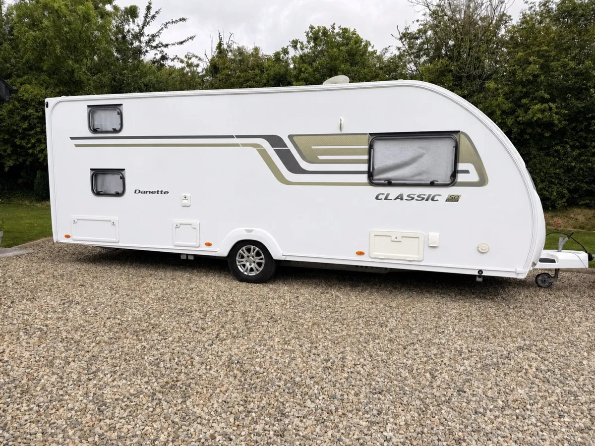 2015 Swift Danette Classic 6 Berth. Immaculate - Image 1
