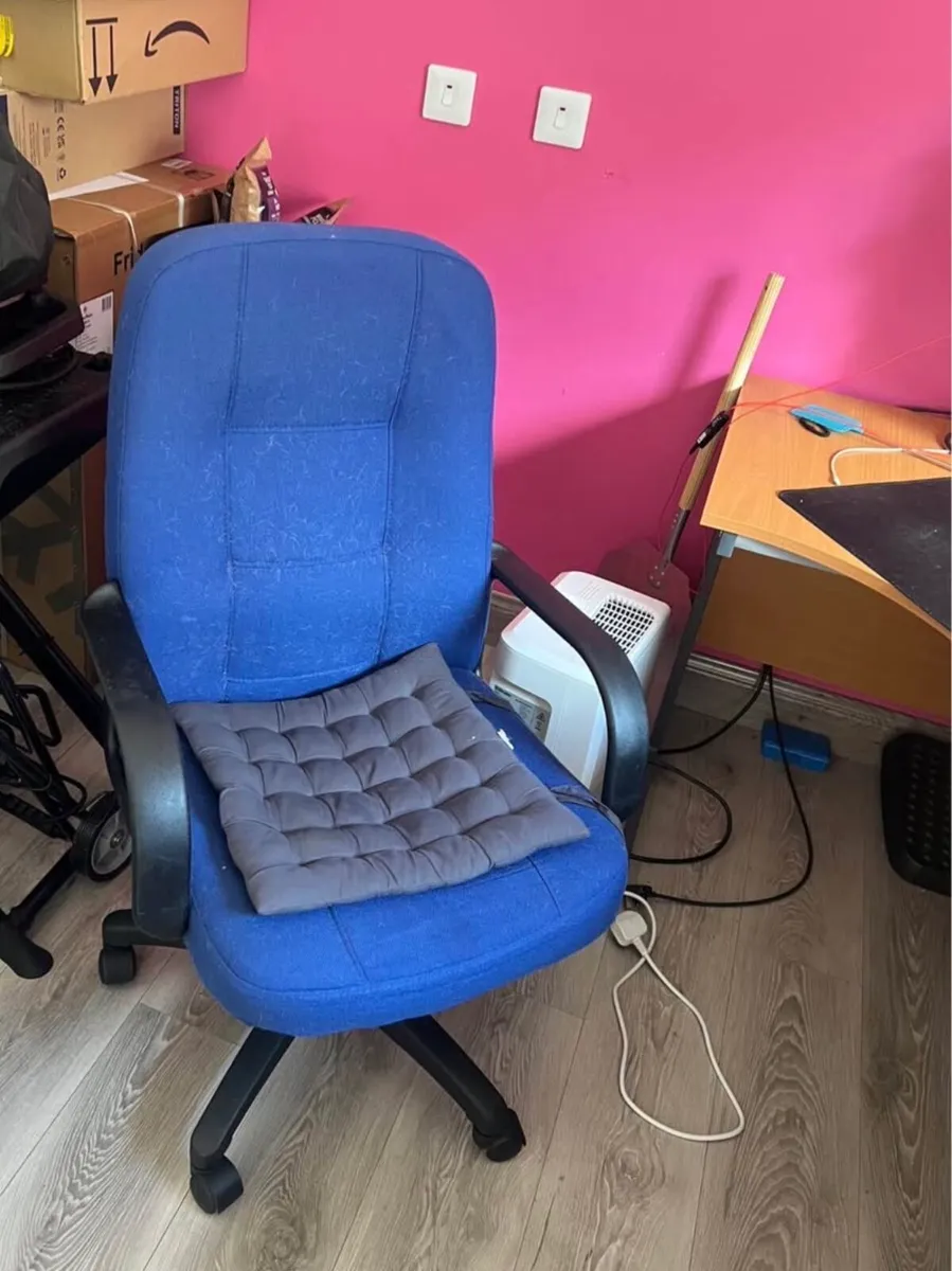 Large Office Desk and Chair - Image 2