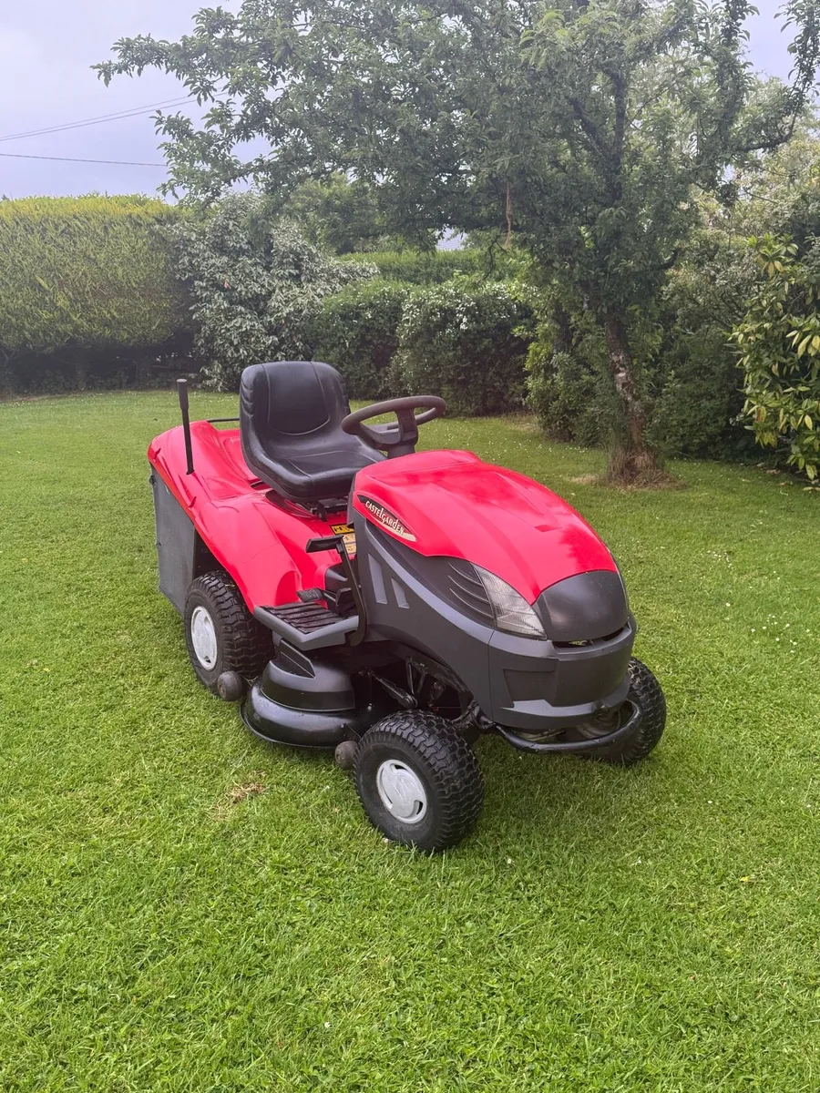Ride on mower - Image 1