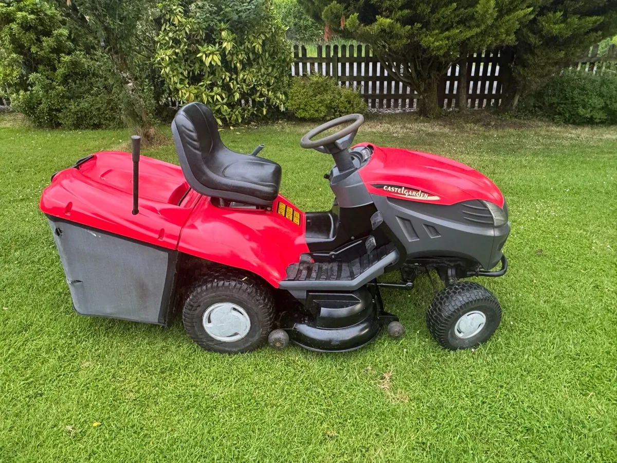 Ride on mower - Image 2