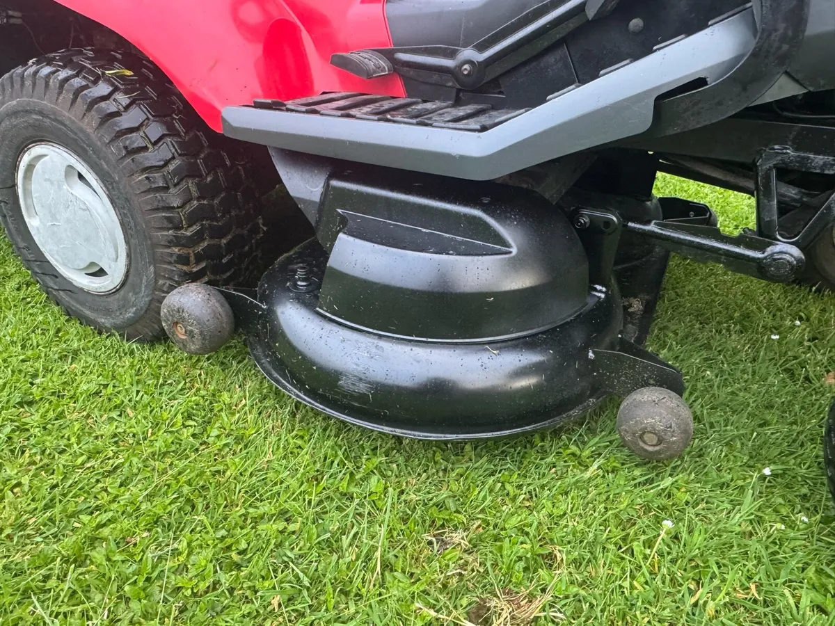 Ride on mower - Image 3