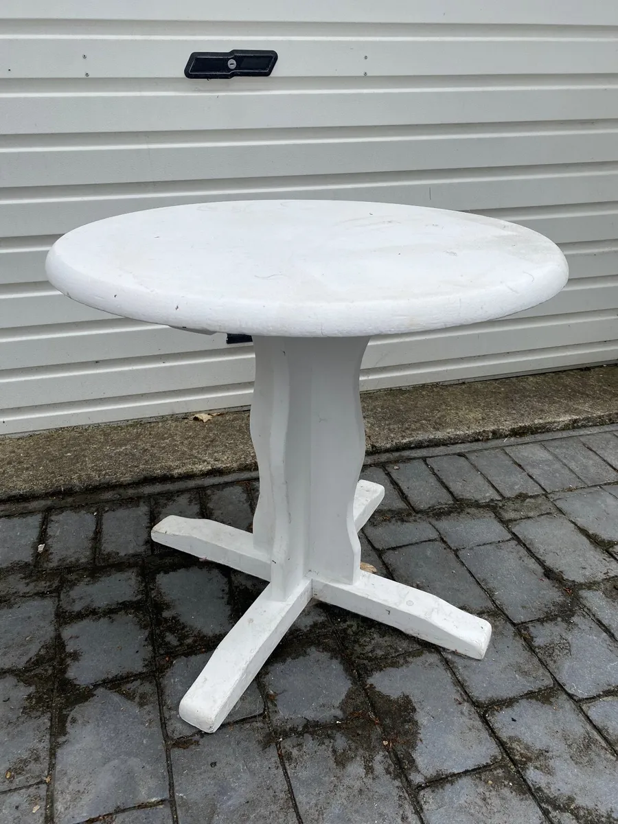 Small bar table - Image 1