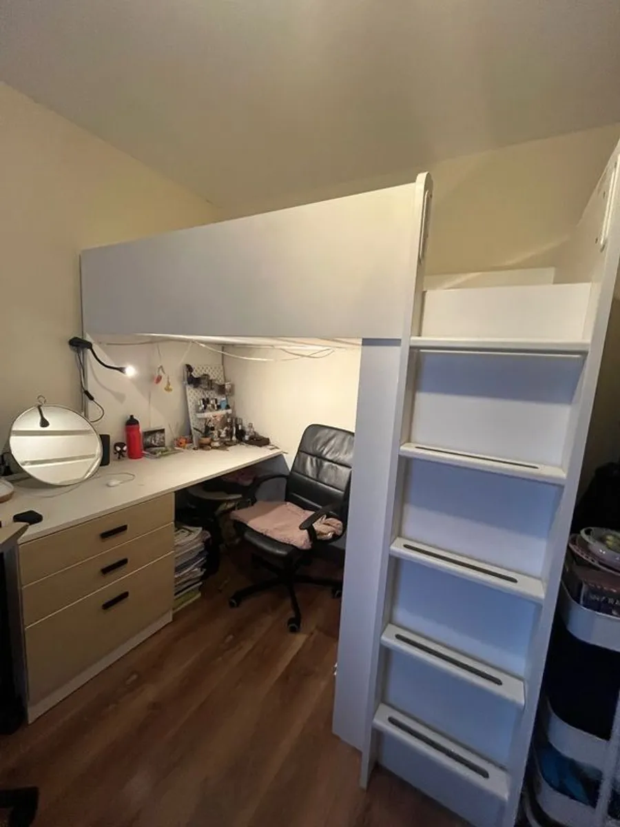 Loft bed frame - ikea - Image 1