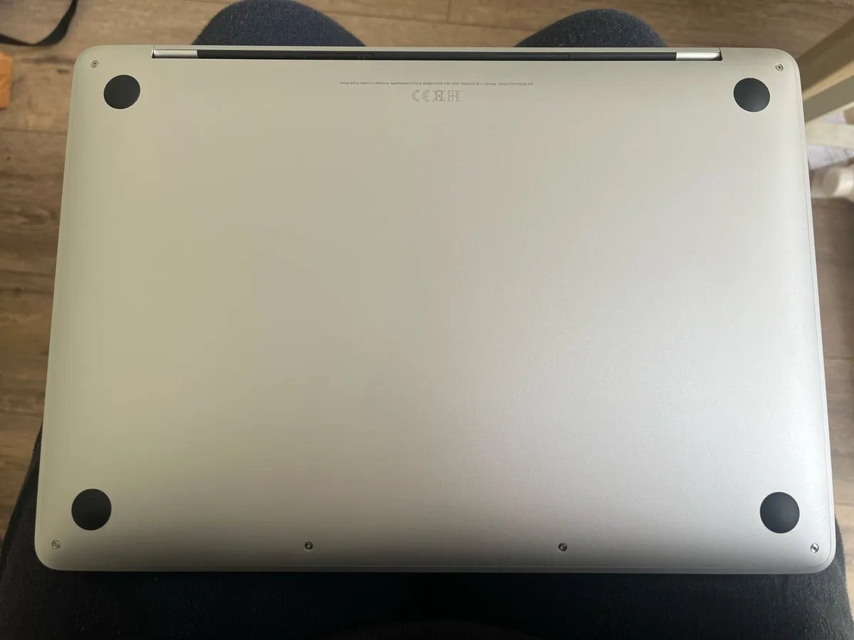 Macbook Pro 2019, 13.3 inch (128GB) - Image 2