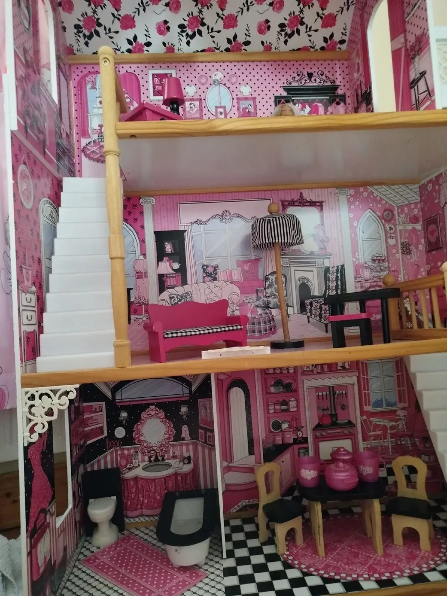 Dolls House 🏠 - Image 4