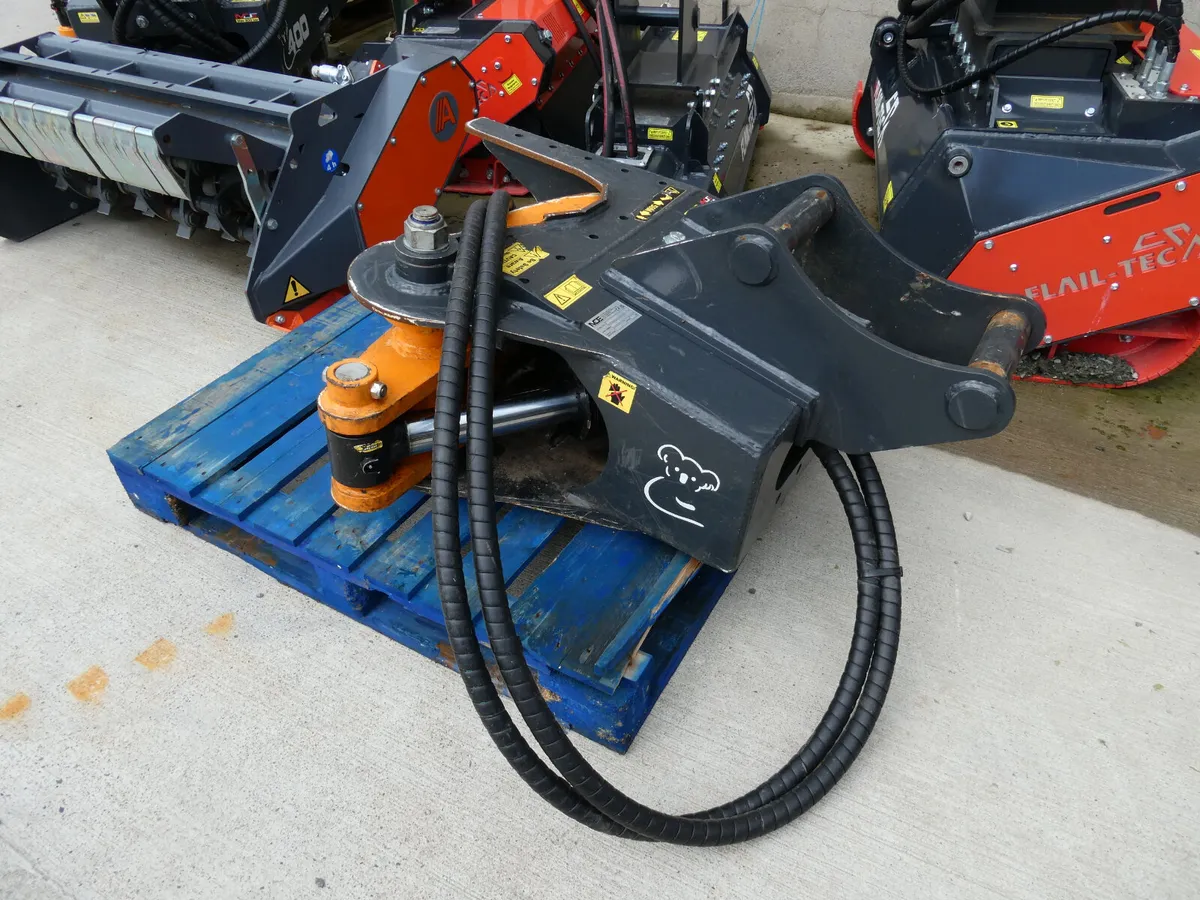 Ex Demo MDE Koala 300 Shear - Image 3