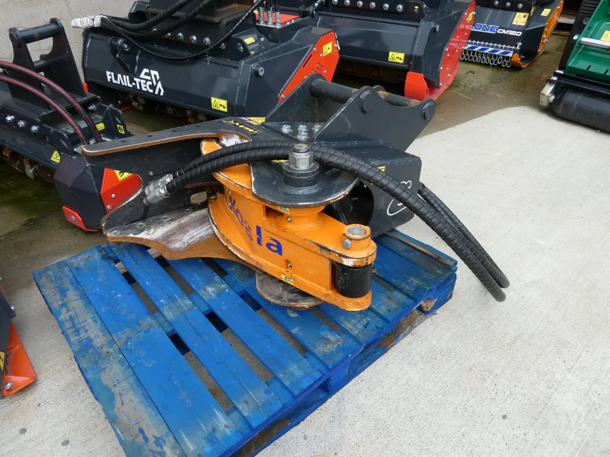 Ex Demo MDE Koala 300 Shear - Image 1