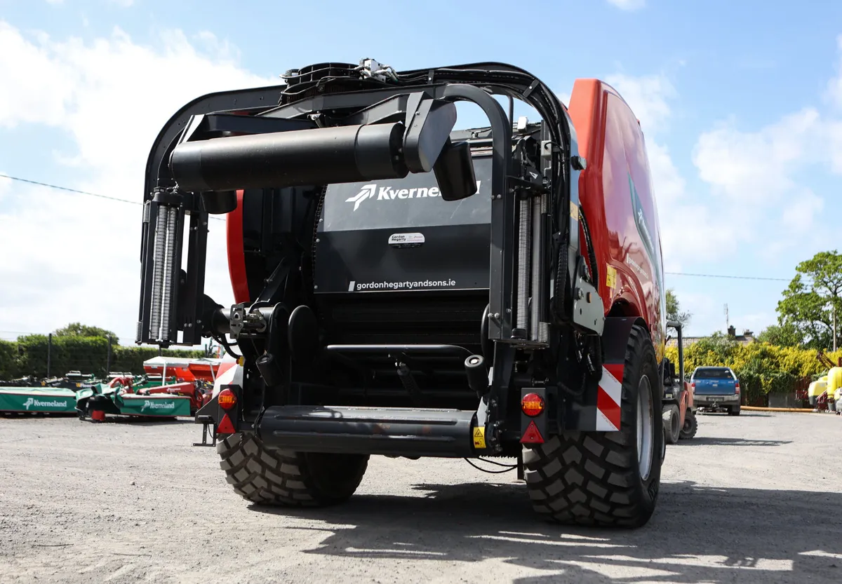 2022 Kverneland Fastbale baler - Image 4