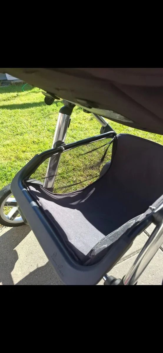 Silver Cross Pioneer Travel System – Full Bundle - Image 4