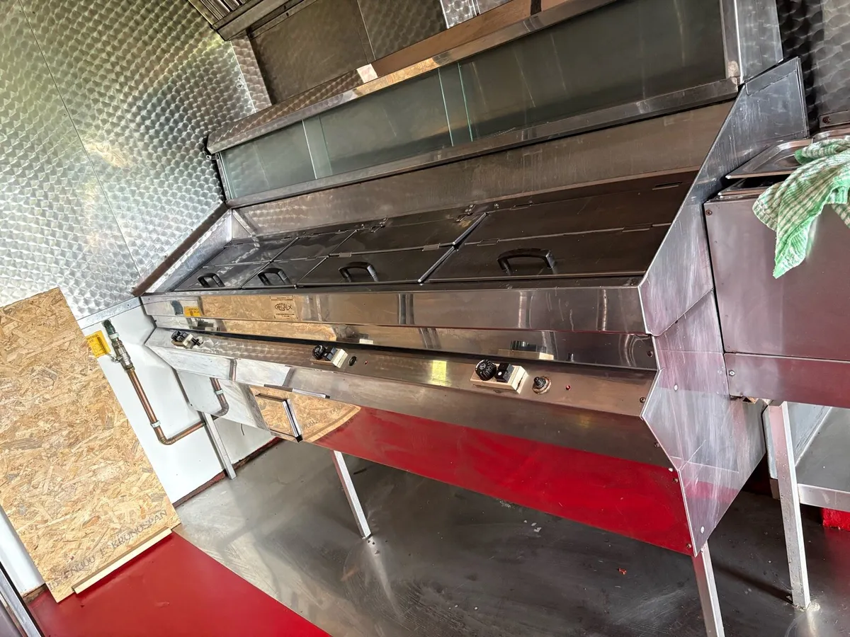 18ft butlers catering trailer - Image 1