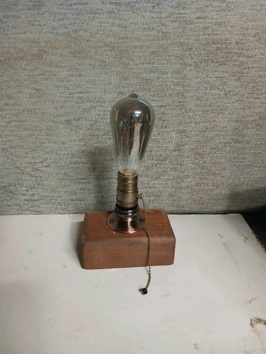 Retro Light - Image 1