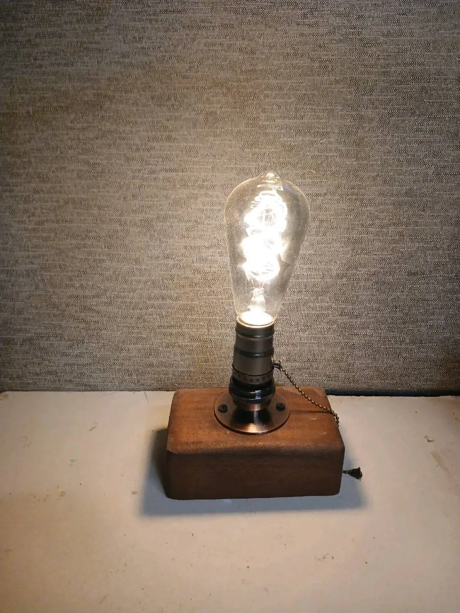 Retro Light - Image 2