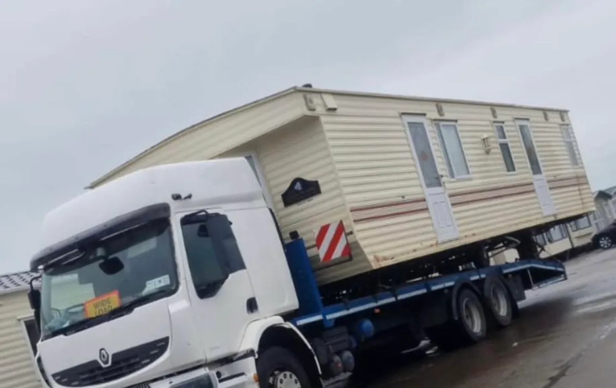 35 x 12 Willerby Bermuda Mobile Home - Image 1