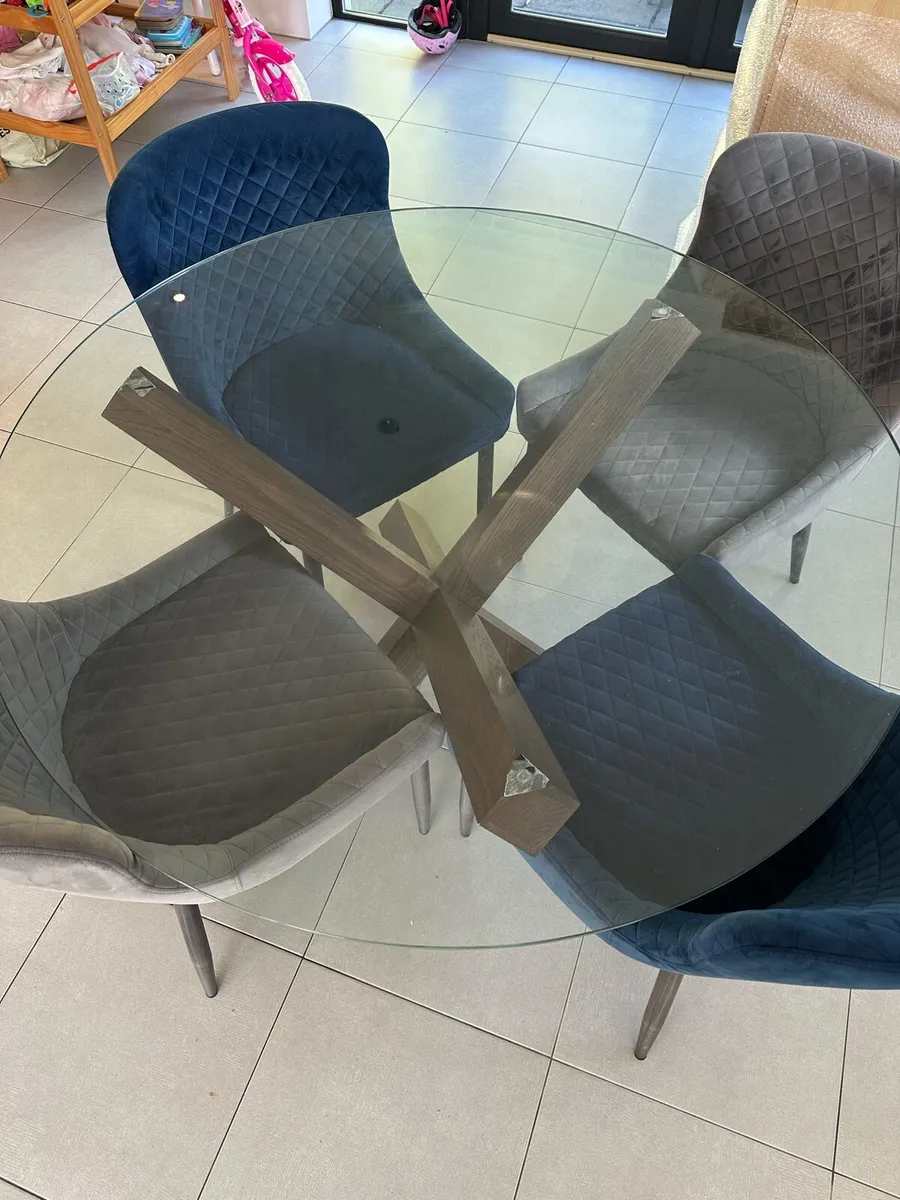 Kitchen table & chairs set - Image 2