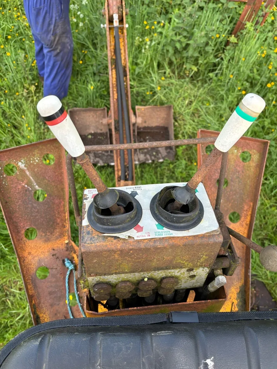 McConnell Power Arm/Back Actor - Image 4