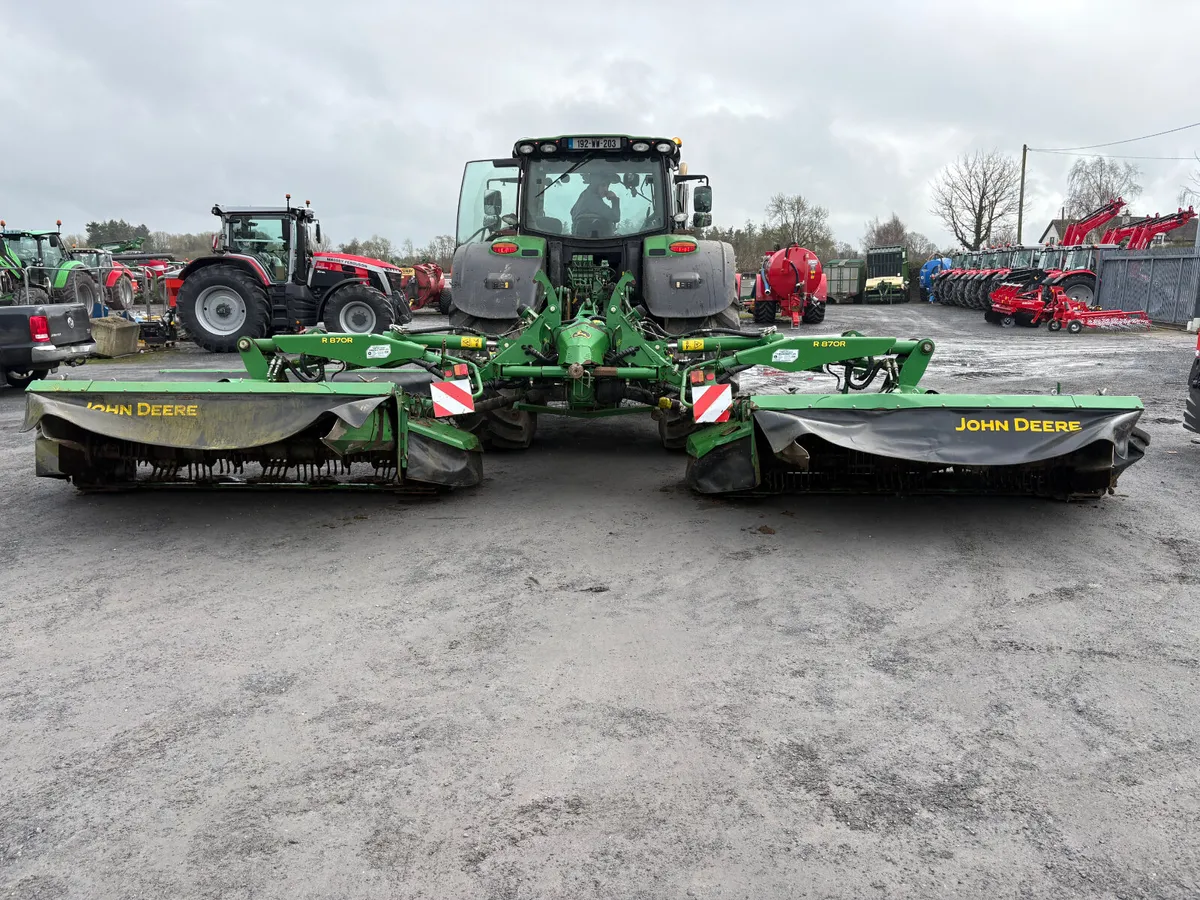 John Deere R870R Butterfly Mowers - Image 1