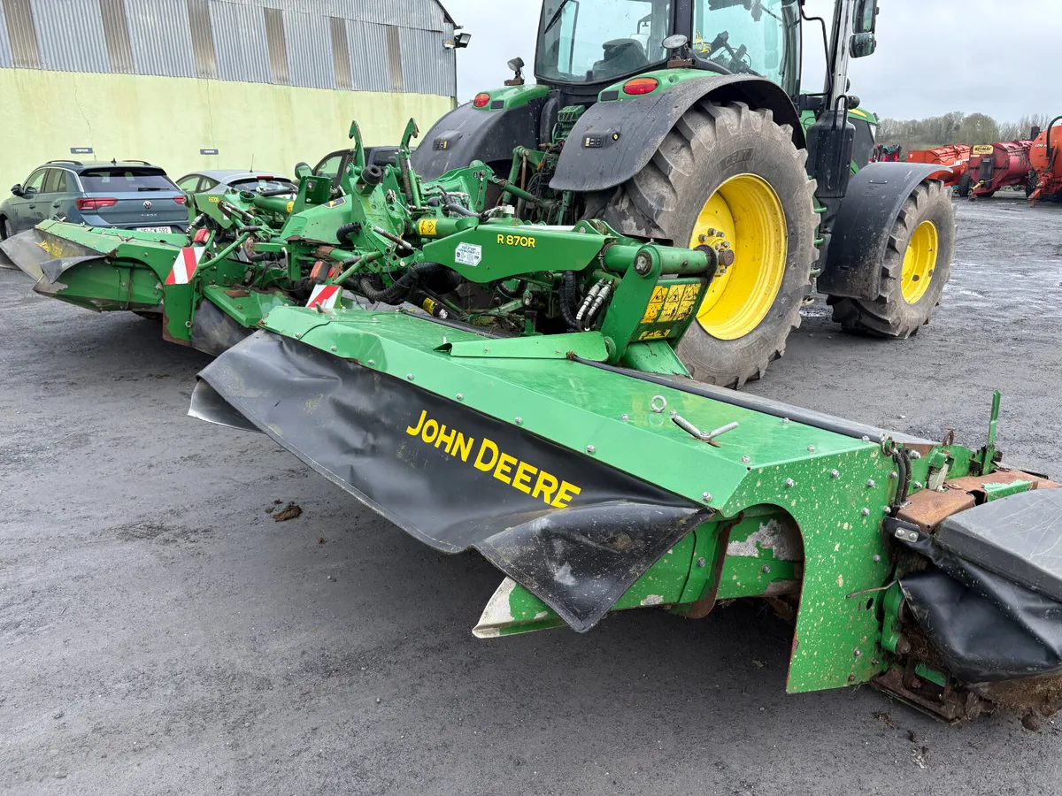 John Deere R870R Butterfly Mowers - Image 2