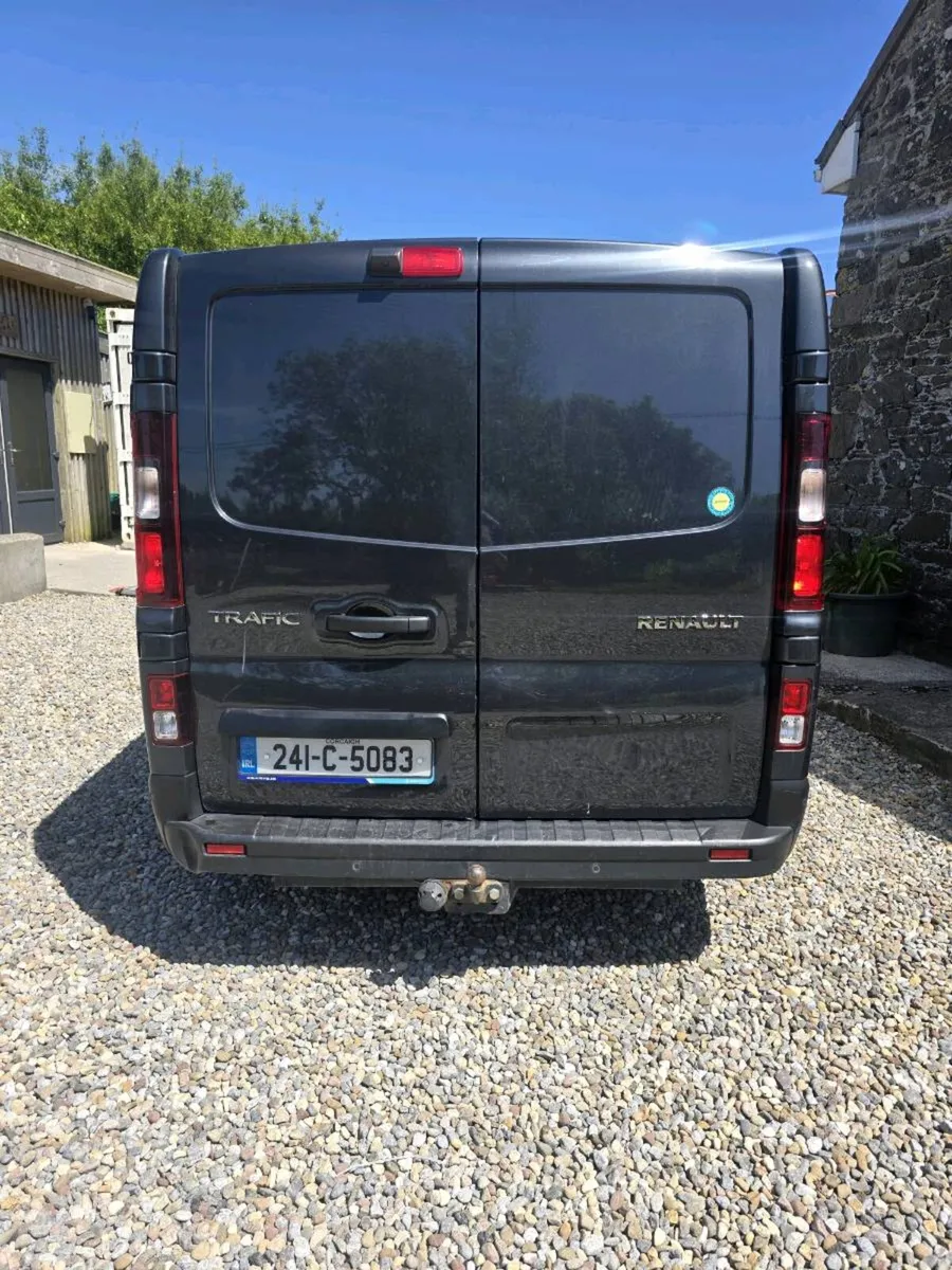 Volkswagon - Image 4