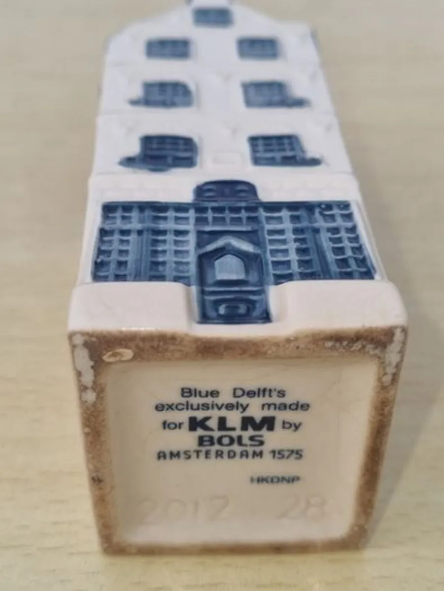 KLM Delft Blue ceramic collector's house - Image 4