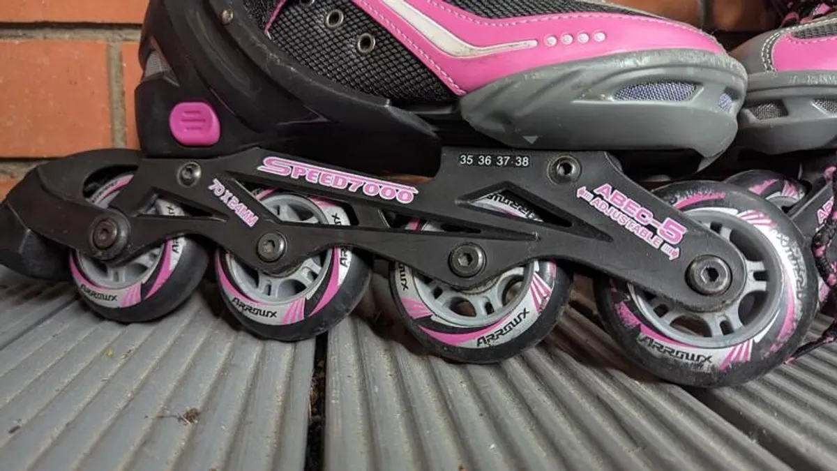 Rollerblades - Image 3