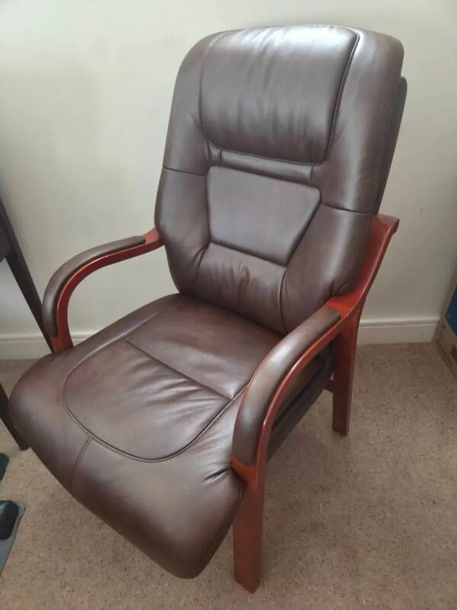 orthopedic chair - Image 2