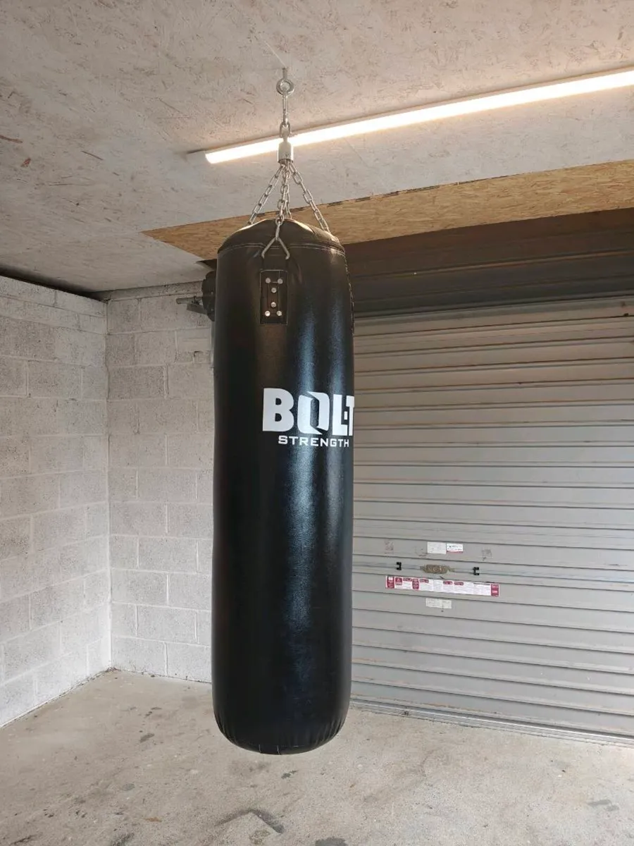 Boxing bag - Image 1