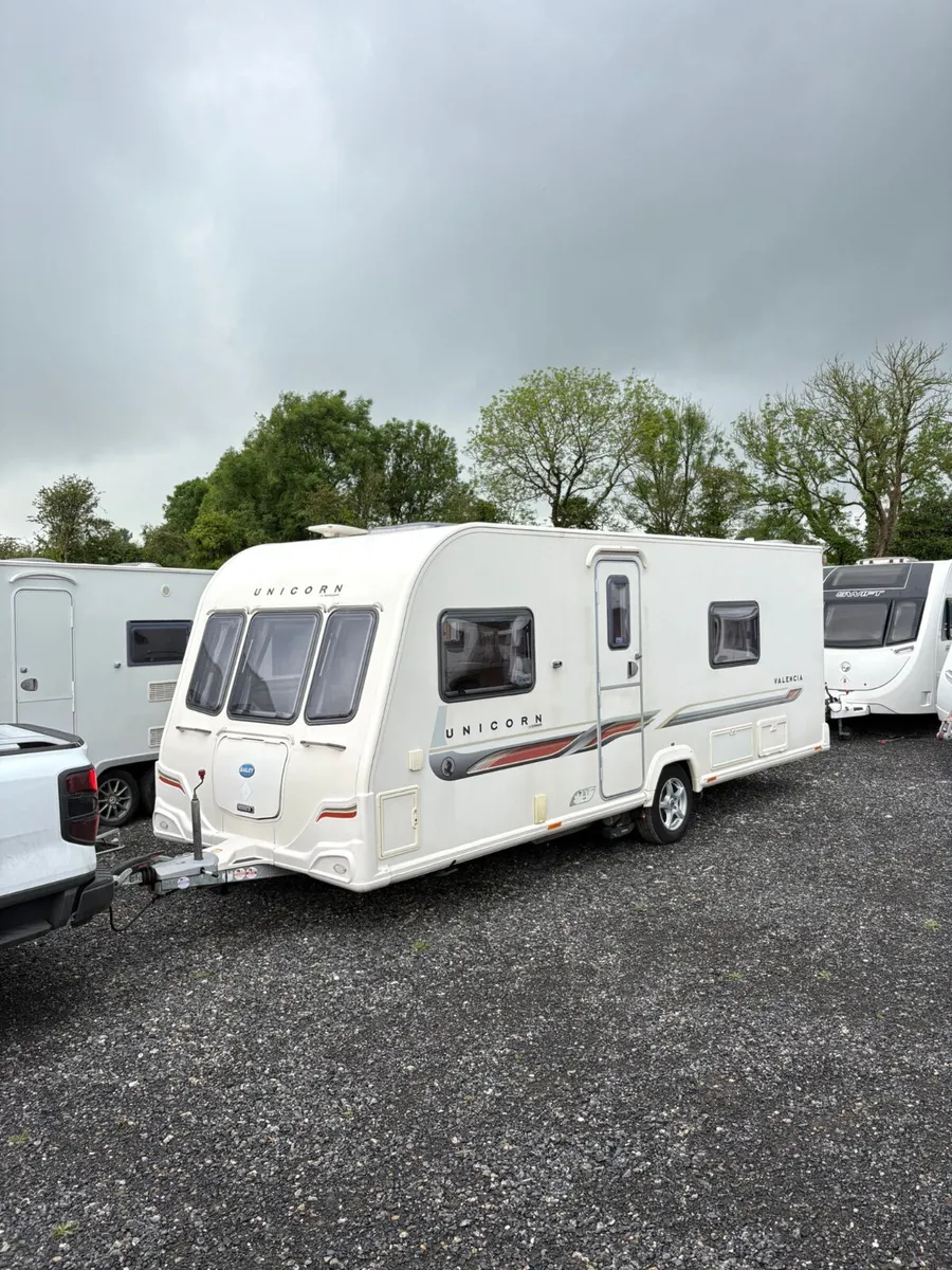 Bailey unicorn 4 berth caravan - Image 4