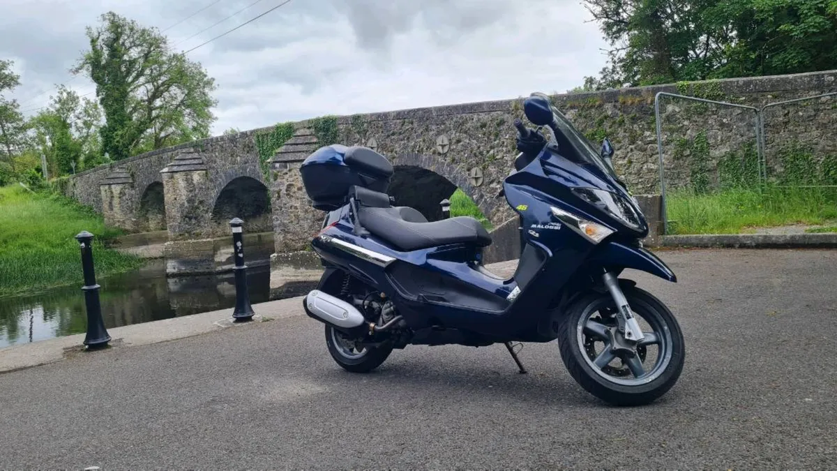 Piaggio XEvo 125 - Image 2