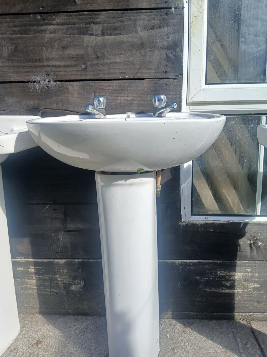 Bathroom  Sinks - Image 1