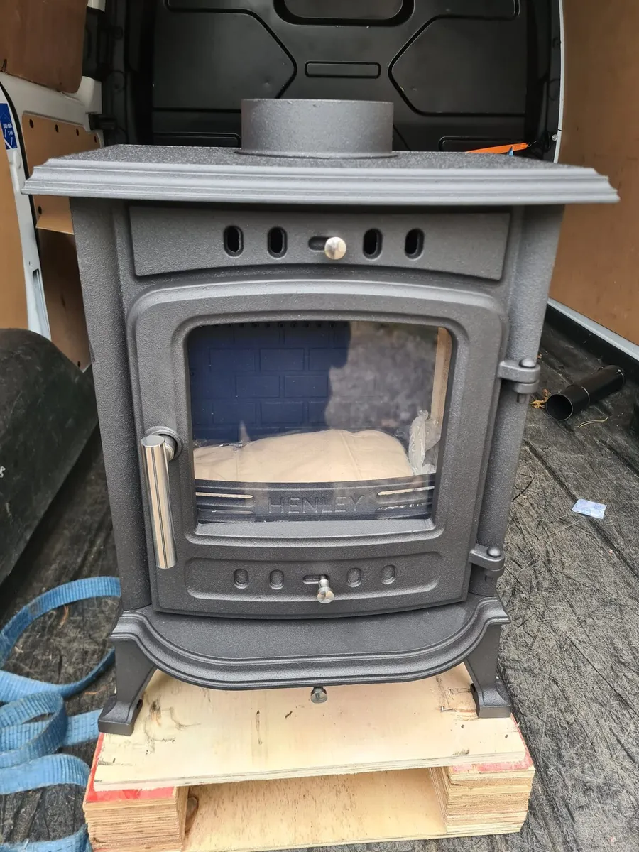 Henley stove - Image 1