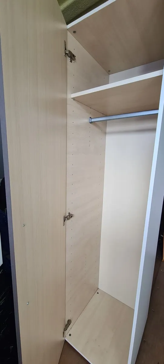 Wardrobe - Image 3