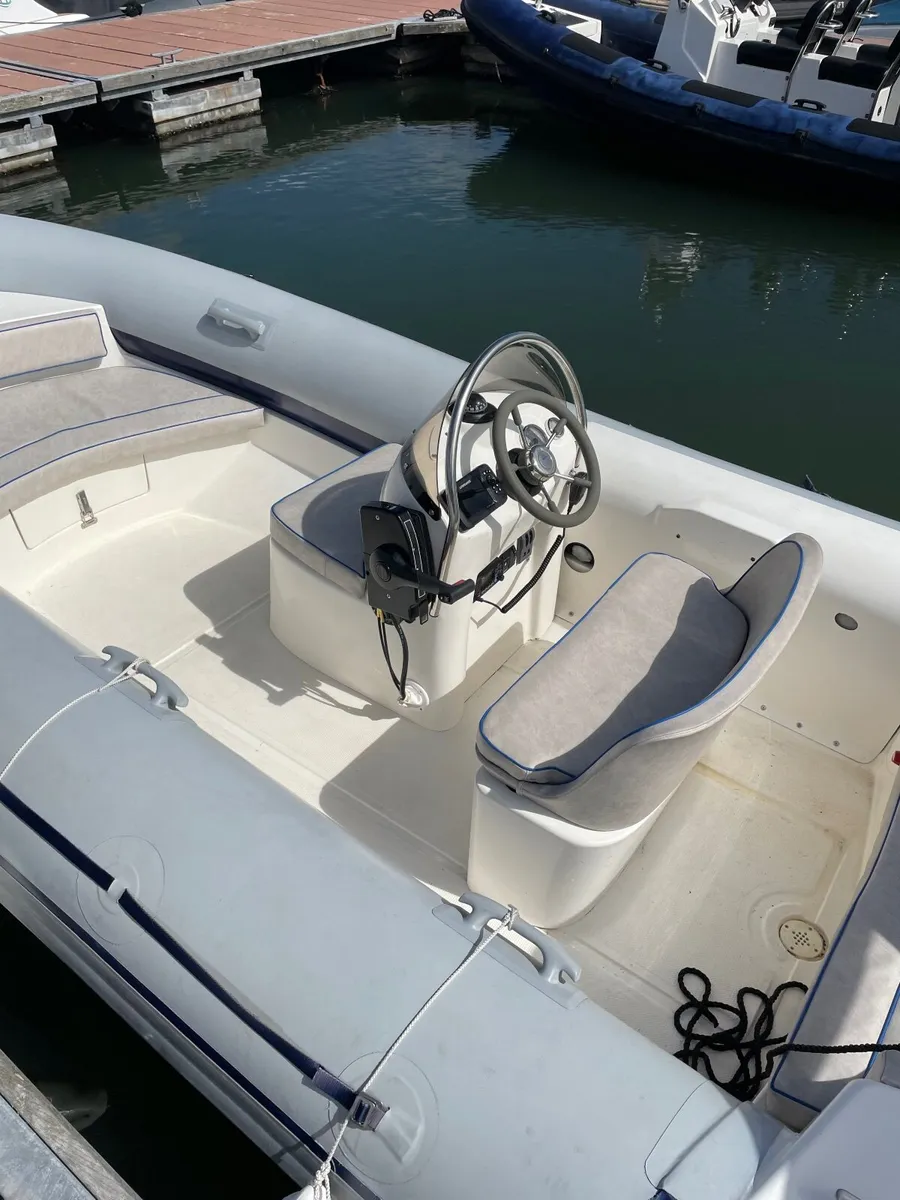 Rib boat - Image 1
