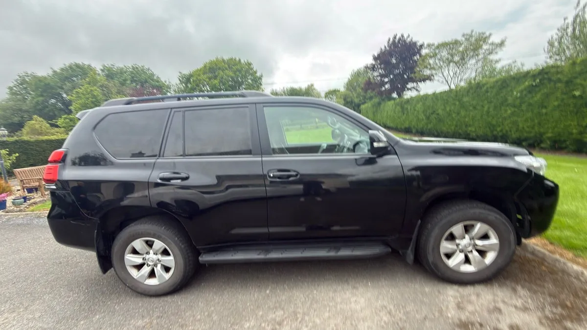 2020 (201) Toyota Land Cruiser Commercial Black - Image 2