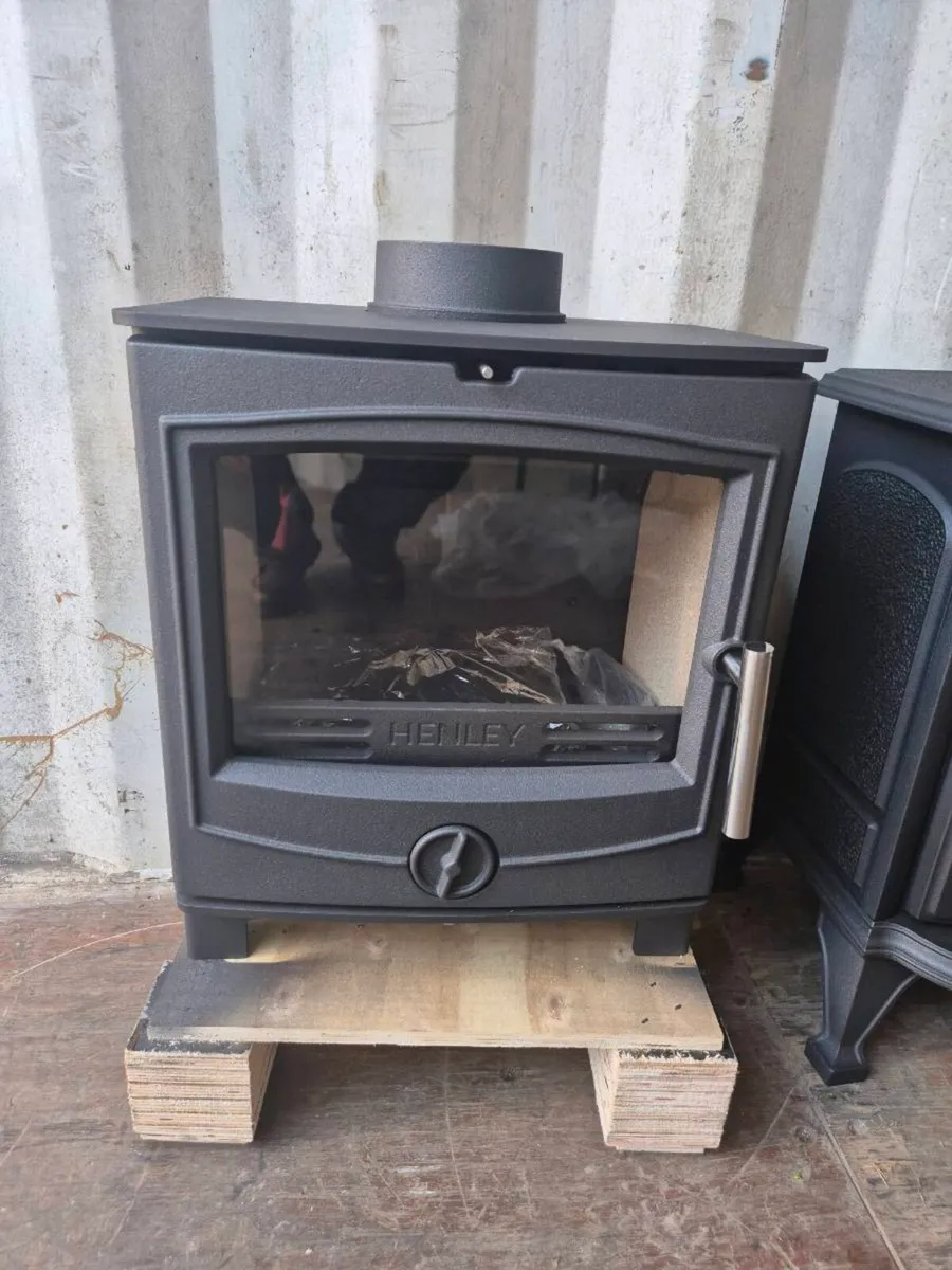 Henley stove Matt finish 
​