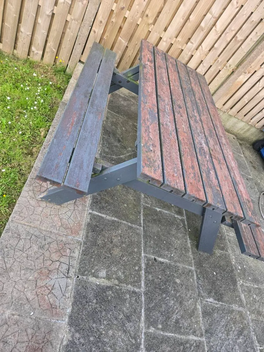 Bench - Image 2