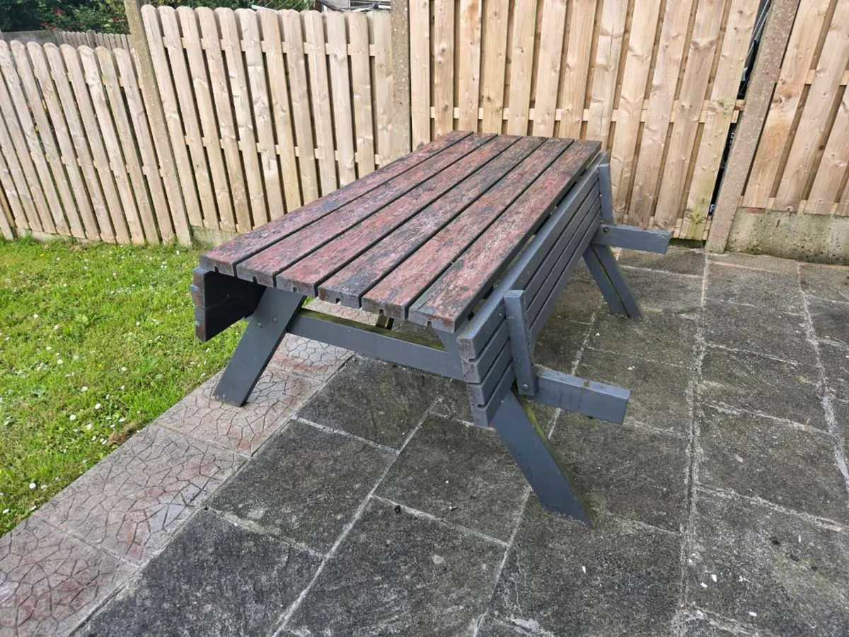 Bench - Image 4