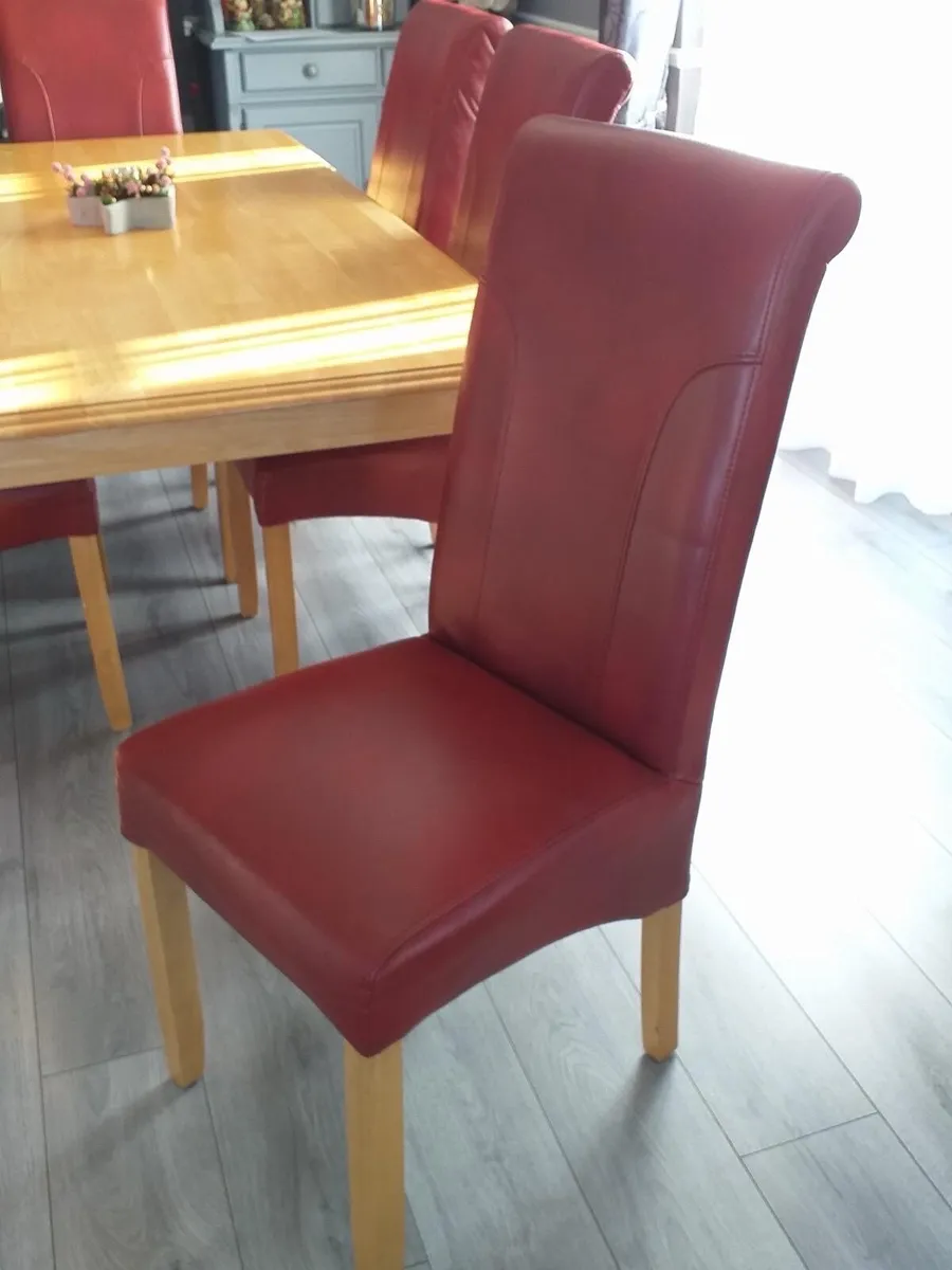 Dining Table & Chairs - Image 4