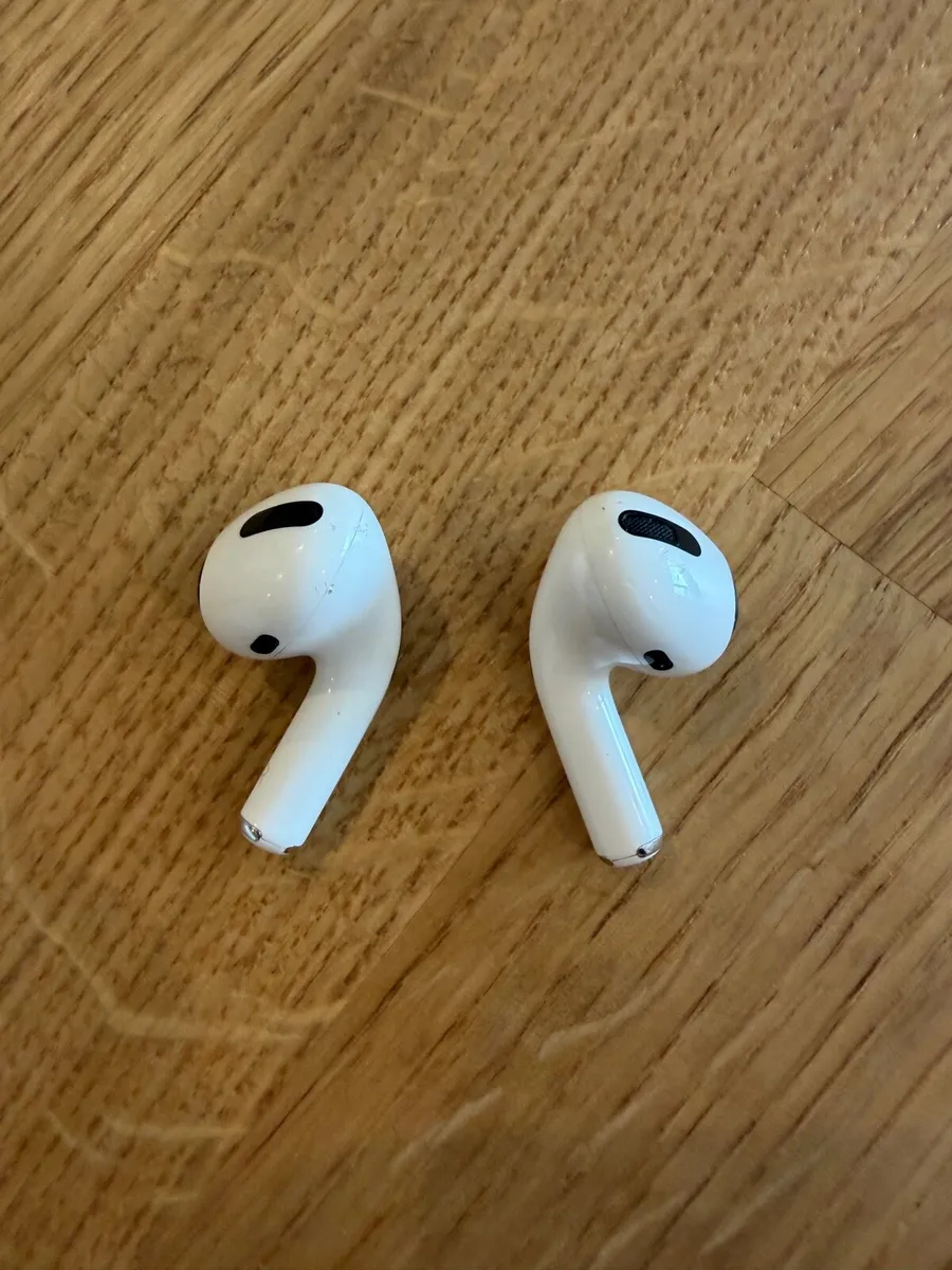 Airpod Pro 1st Gen - Image 3