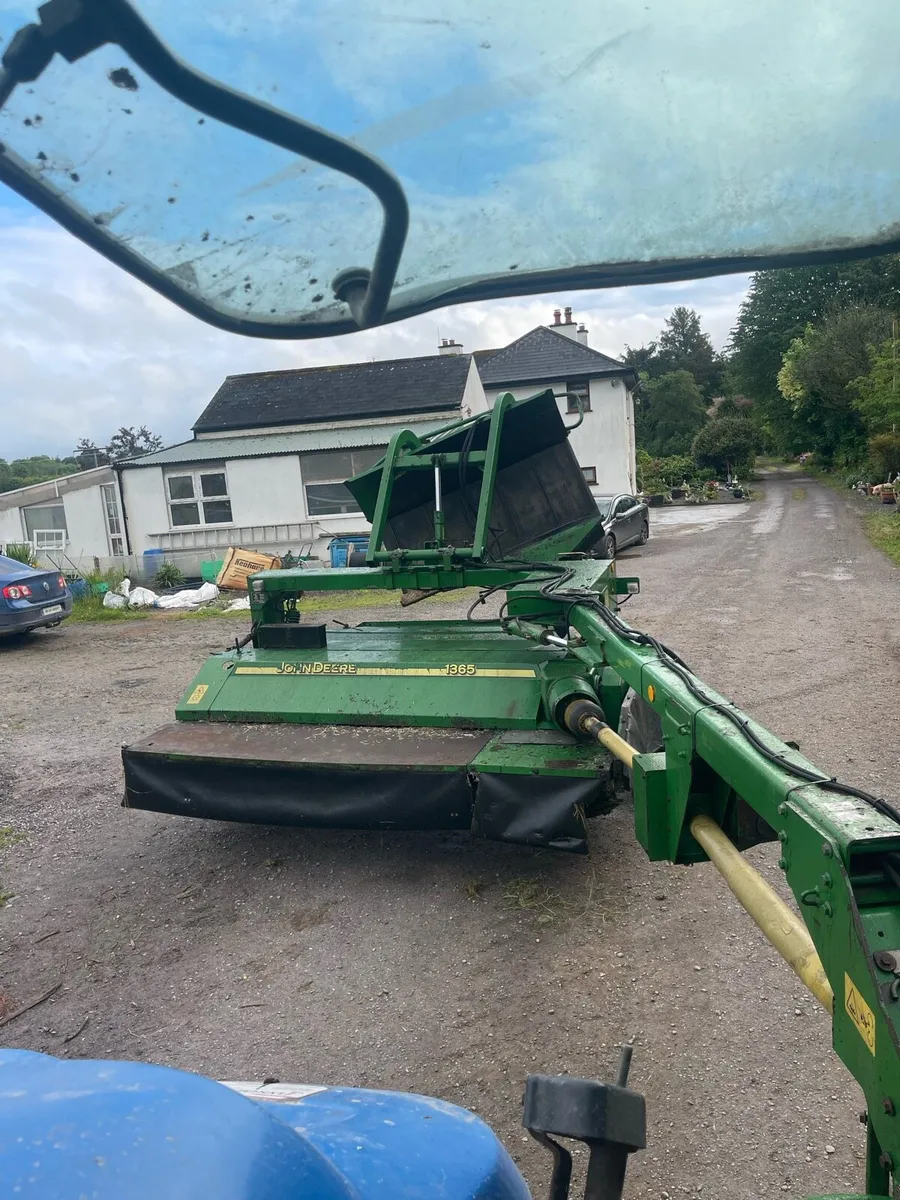 John Deere 1365 - Image 1