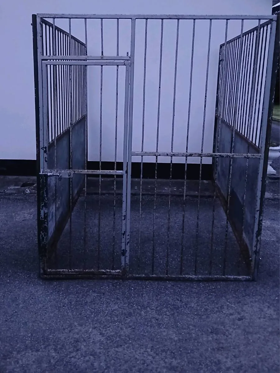 Steel box Iron 🐕 pen - Image 2