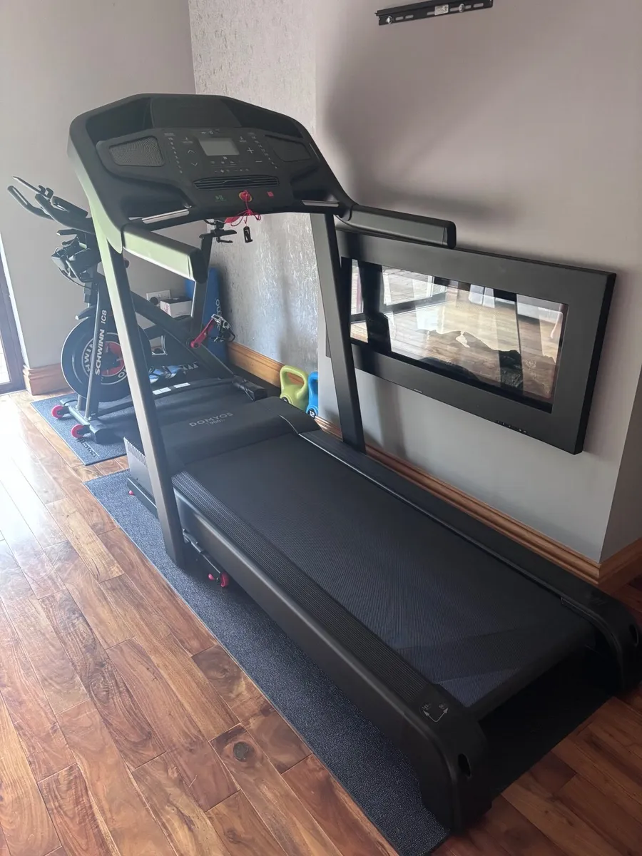 Domyos T900D Treadmill - Image 1