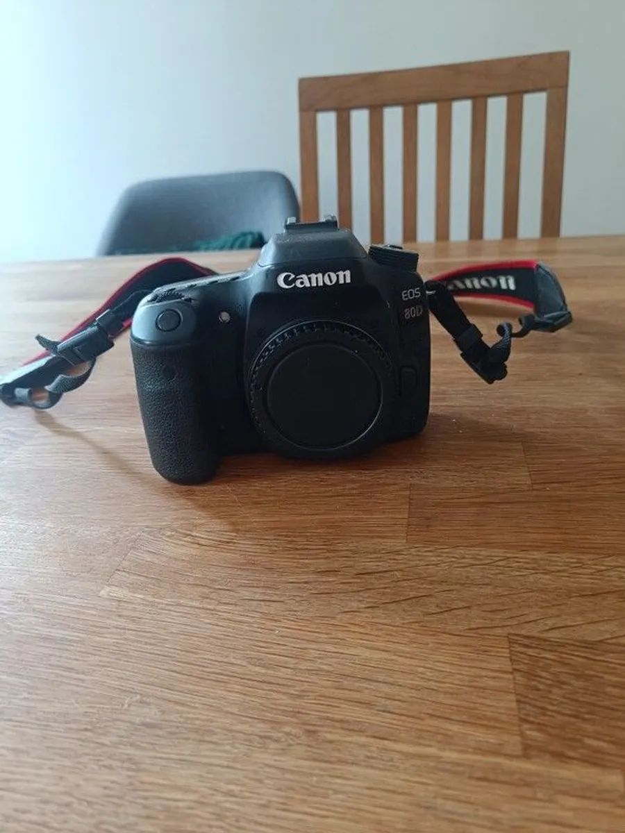 Canon EOS 80d - Image 1