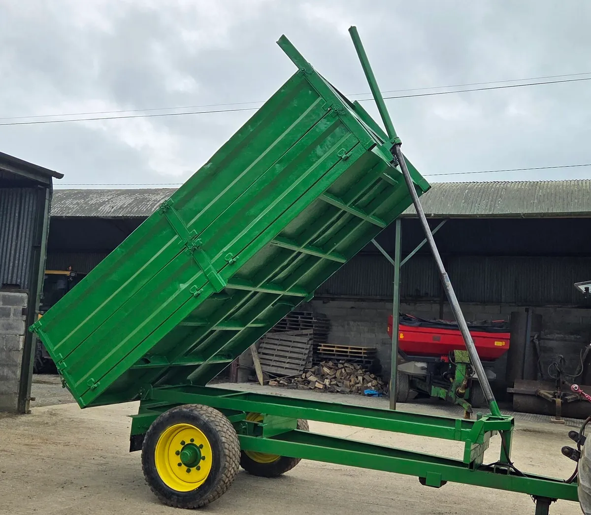 12ft tipping trailer - Image 4