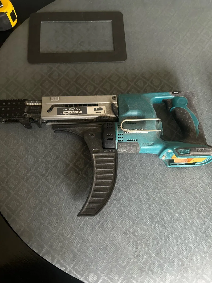 Makita drywall gun and drywall router - Image 2