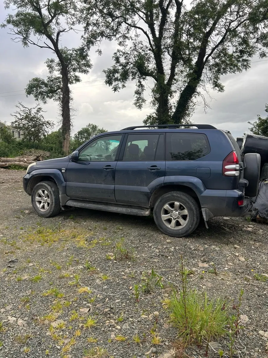 Toyota Land Cruiser 2006 - Image 2