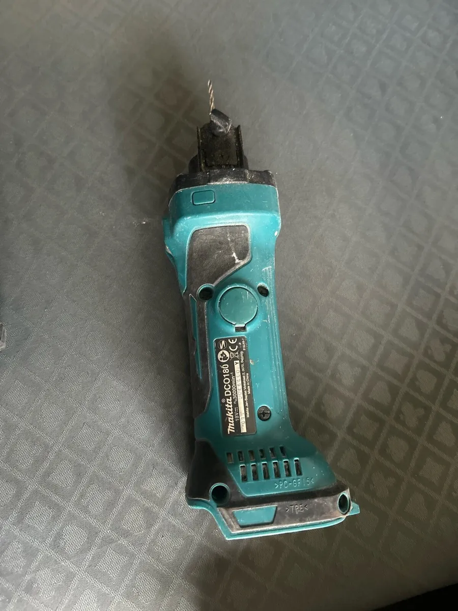 Makita drywall gun and drywall router - Image 4