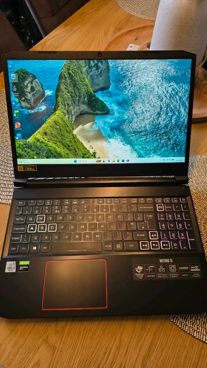 Acer Nitro 5 - Image 1